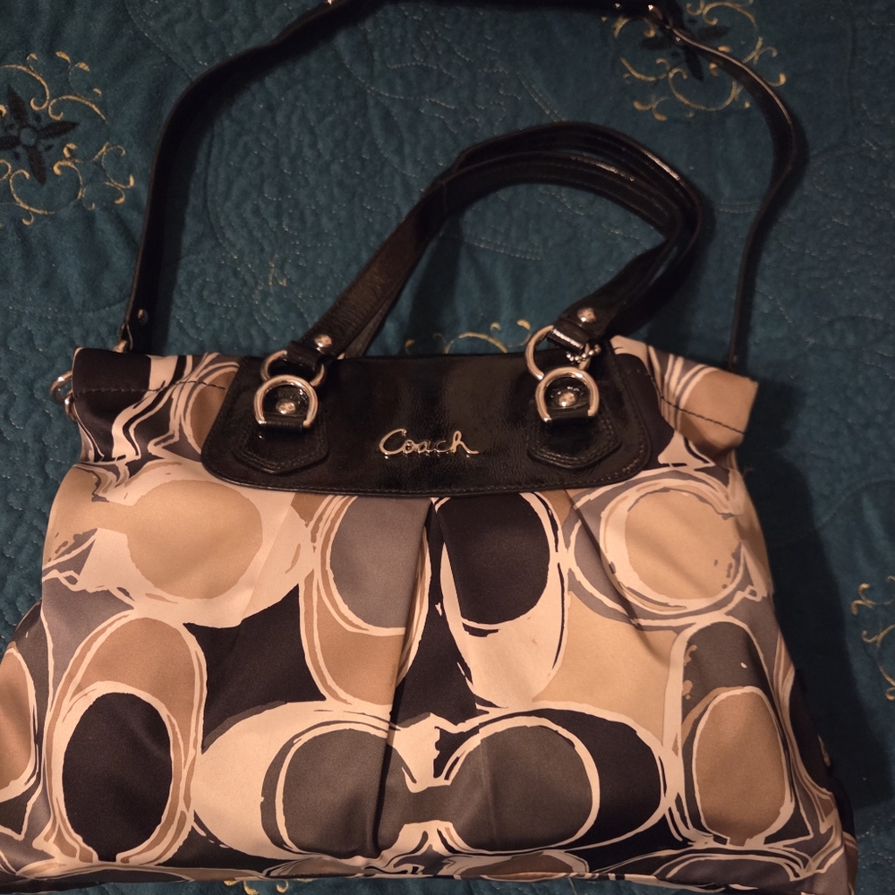 Coach Black and Tan Shoulder Bag with Signature Style